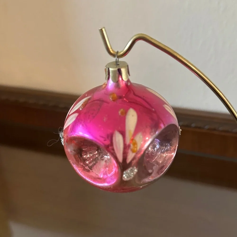Vtg USSR Pink Mercury Glass Christmas Ornament Quadruple‎ Indent 2'' GLOWS